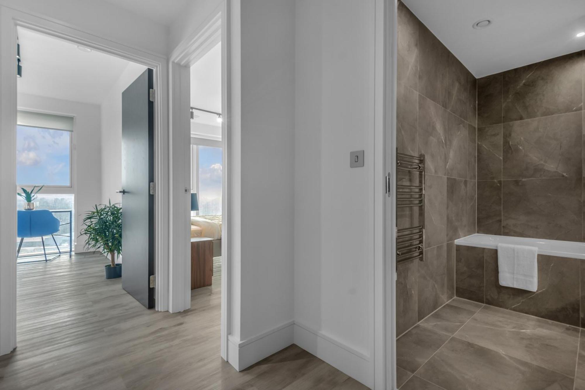 Apartment Mysquare Modern One & Two Bedrooms Flat In North Acton Close To Ealing London